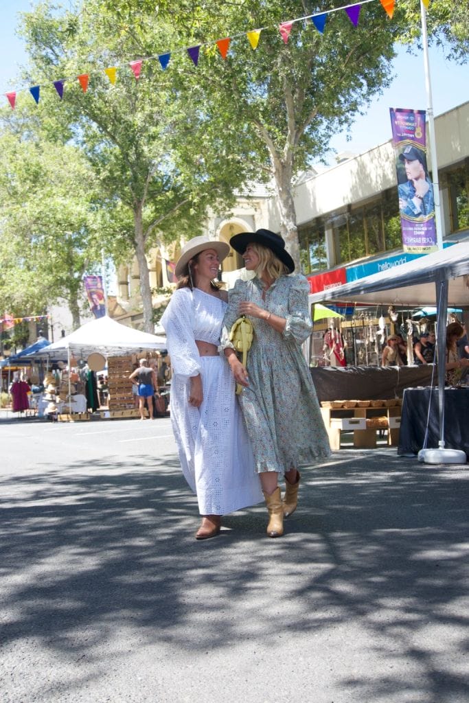 Wander down Peel Street and enjoy talented performances by buskers as you browse the stalls.