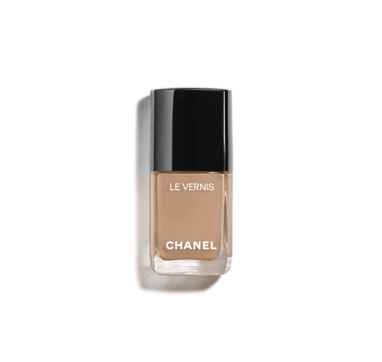Chanel Beauty Introduces 17 Statement Shades To Their Le Vernis