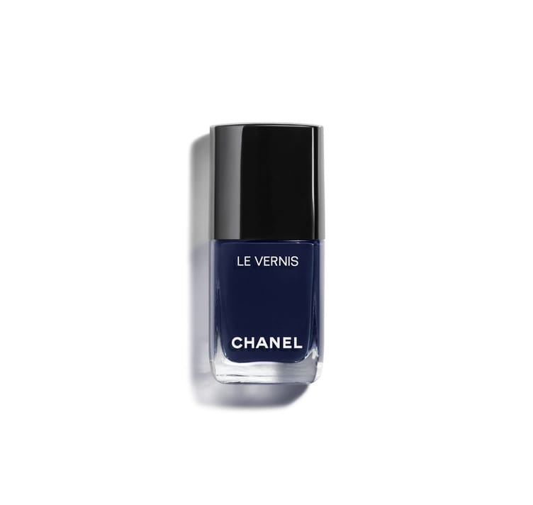 Chanel Beauty Introduces 17 Statement Shades To Their Le Vernis