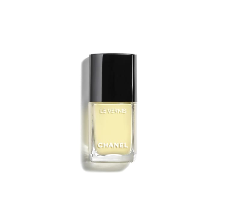 Chanel Beauty Introduces 17 Statement Shades To Their Le Vernis