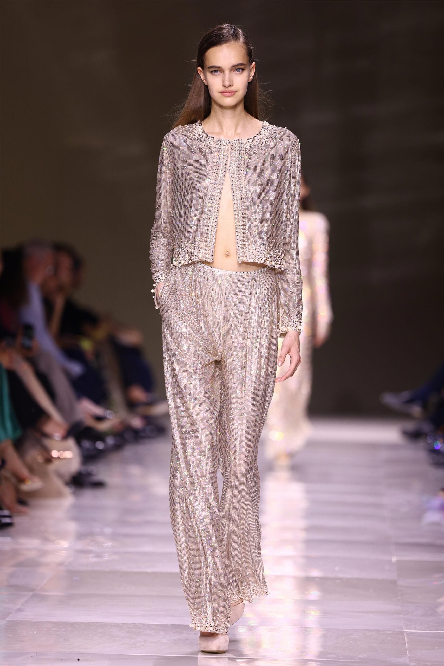 Pearls Of Beauty For Armani Privé Fall/Winter 2024 Haute Couture