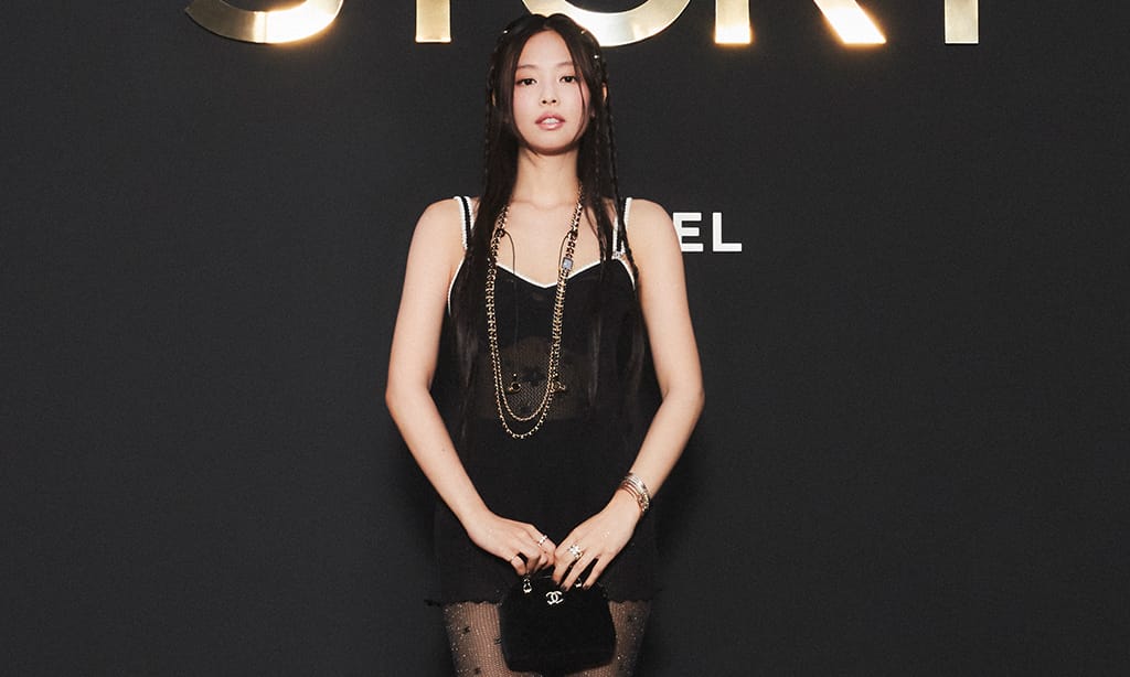 Blackpink's Jennie Wears The New Chanel Première Sound Watch
