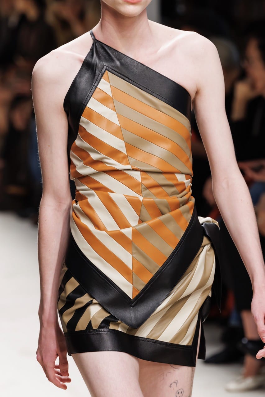 Tod's pays homage to la dolce vita for Spring/Summer 2026, taking leather and silk to  new heights of breezy coastal chic. 